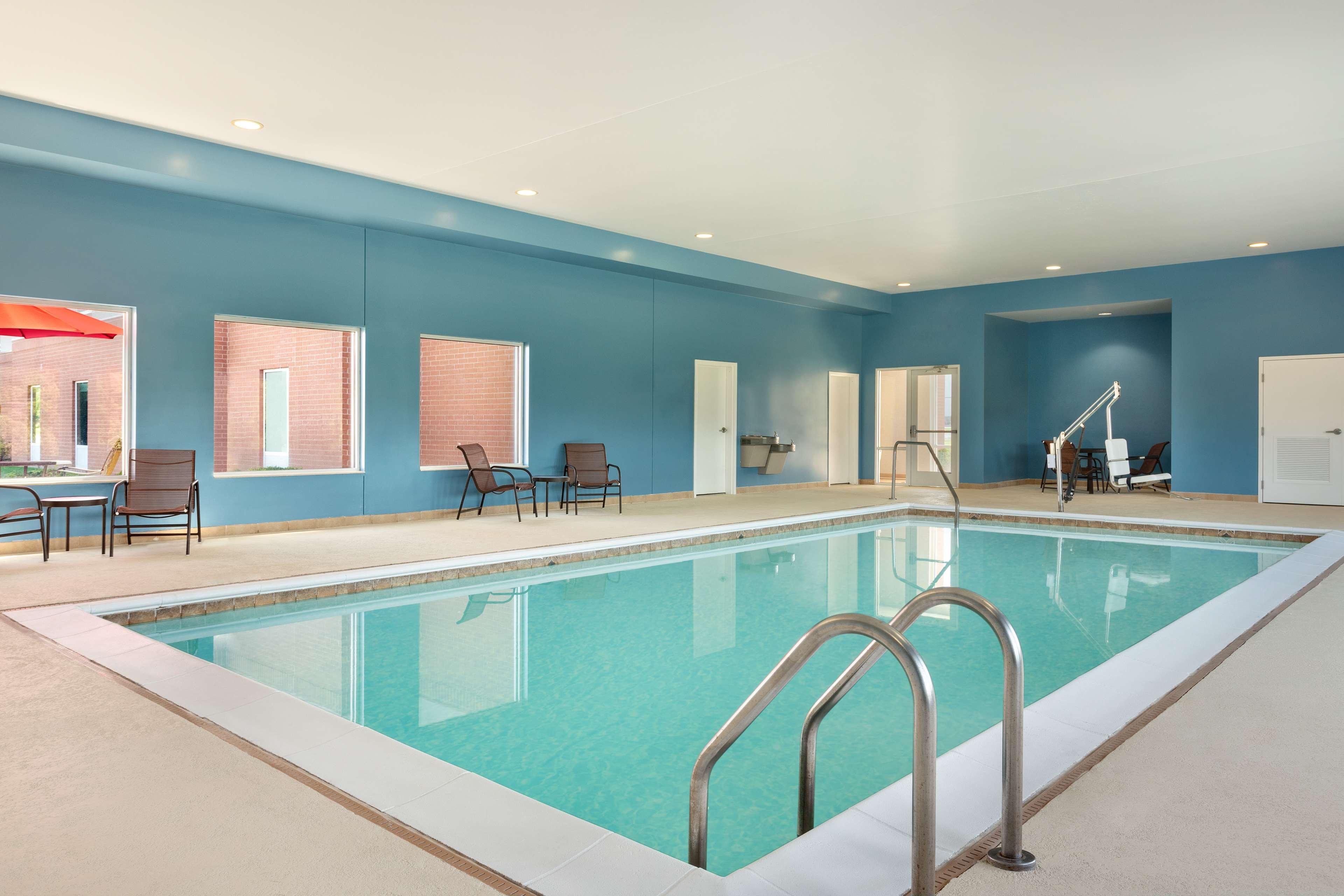 Hampton Inn St. Louis-Columbia Millstadt Junction Экстерьер фото