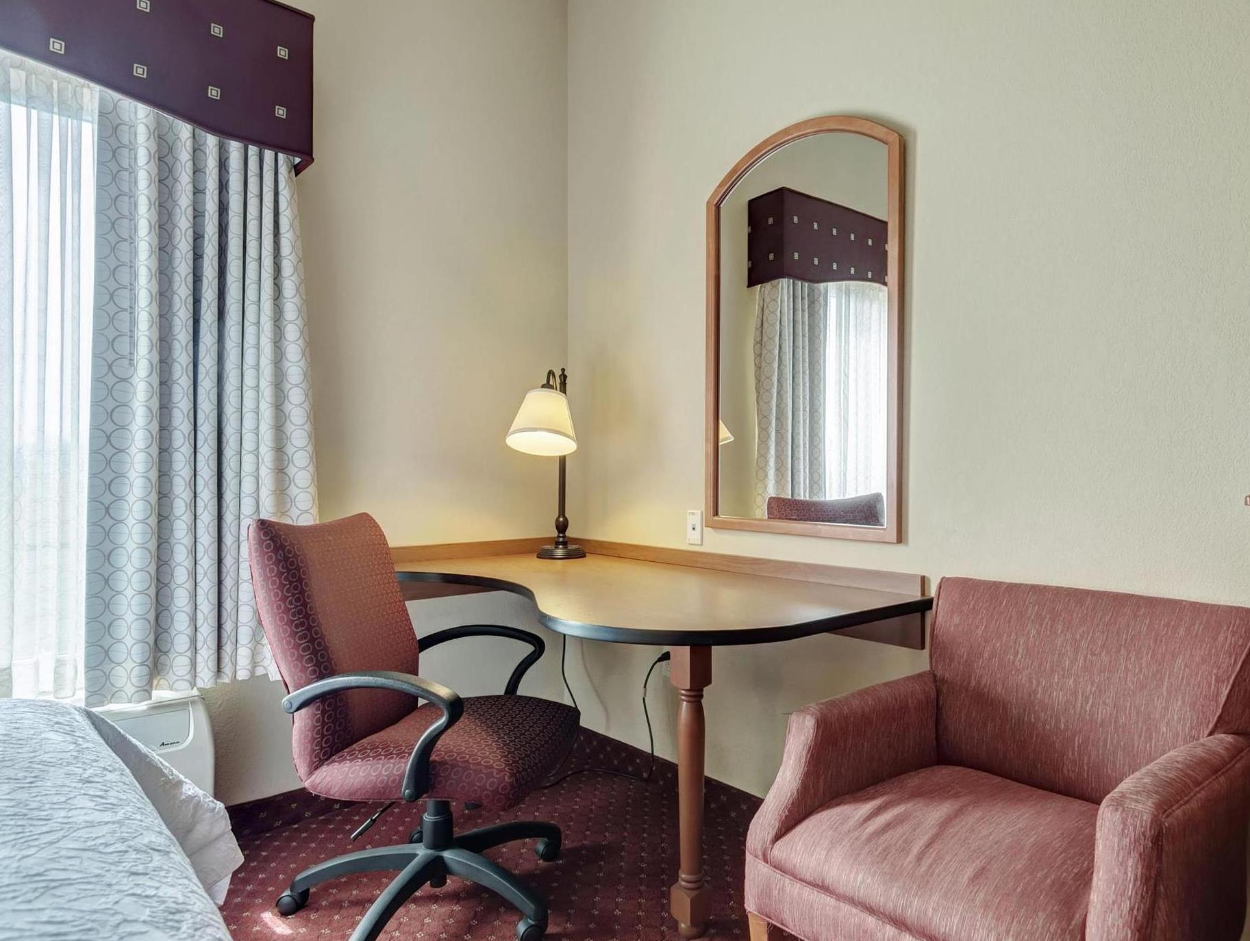 Hampton Inn St. Louis-Columbia Millstadt Junction Экстерьер фото