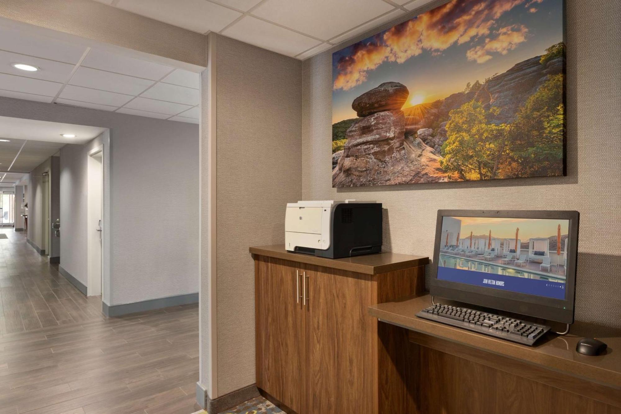 Hampton Inn St. Louis-Columbia Millstadt Junction Экстерьер фото