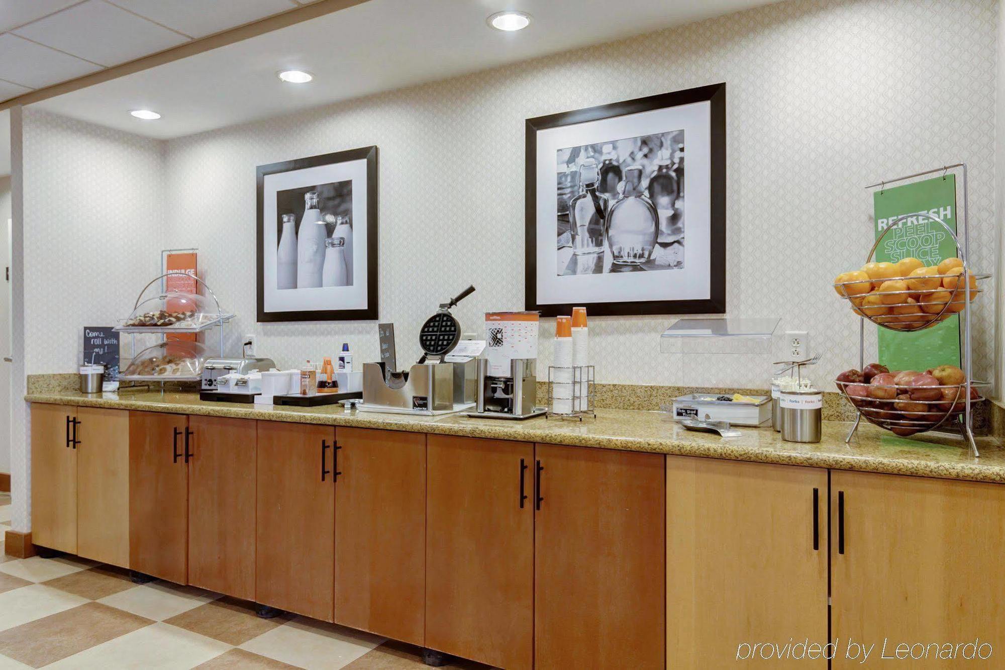 Hampton Inn St. Louis-Columbia Millstadt Junction Экстерьер фото